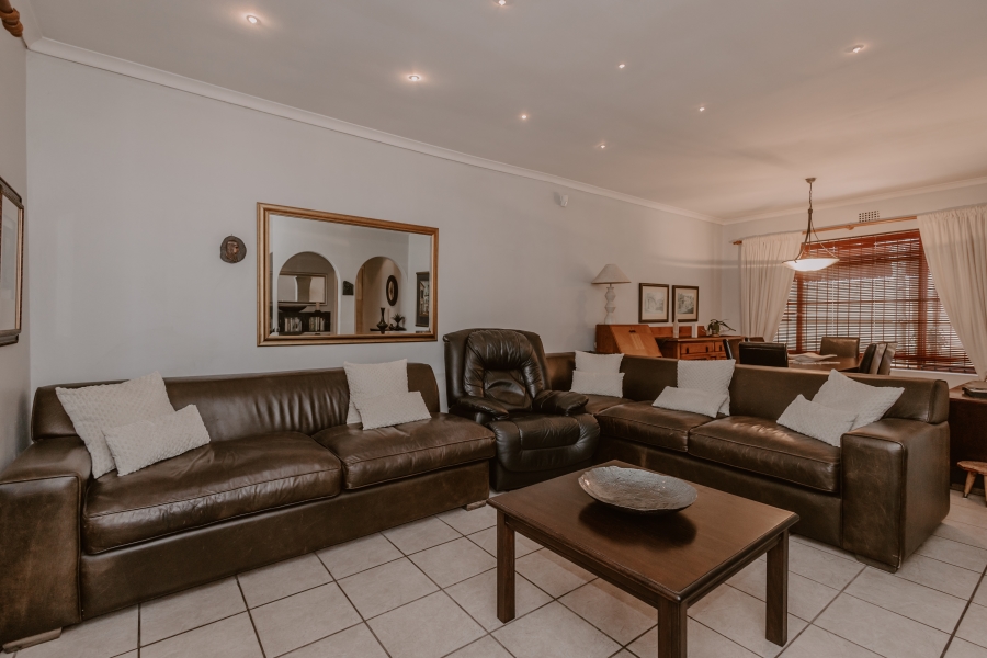 3 Bedroom Property for Sale in Groenvallei Western Cape